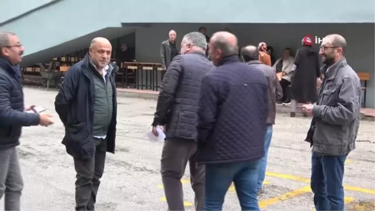 Uzun yıllar sonra sınava giren öğretmenlerden öğrencilere uyarı