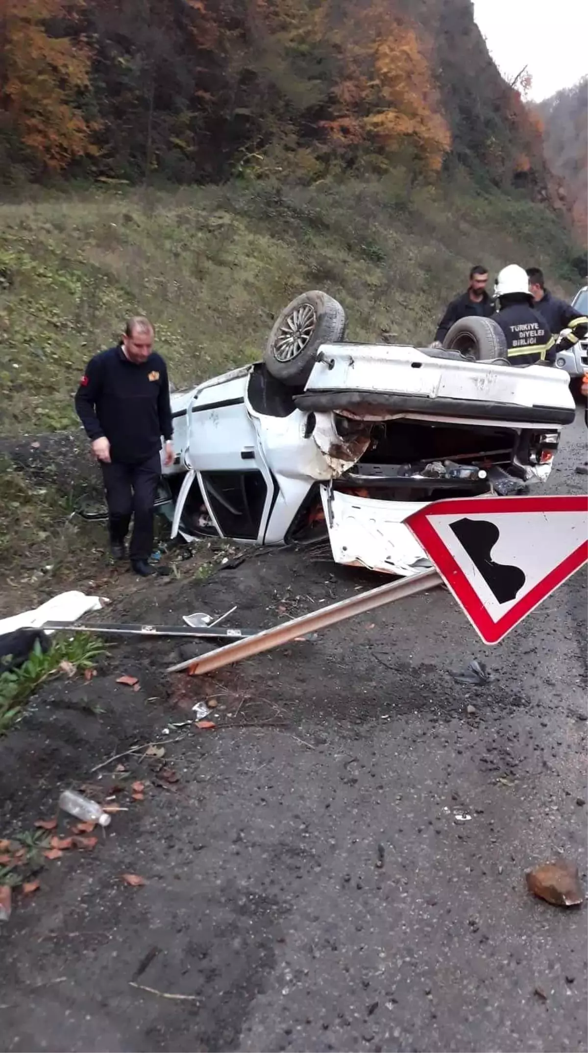 Zonguldak\'ta trafik kazası: 1 ölü, 3 yaralı