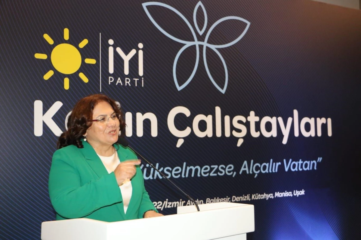İYİ Parti, İzmir\'de "kadın çalıştayı" düzenledi