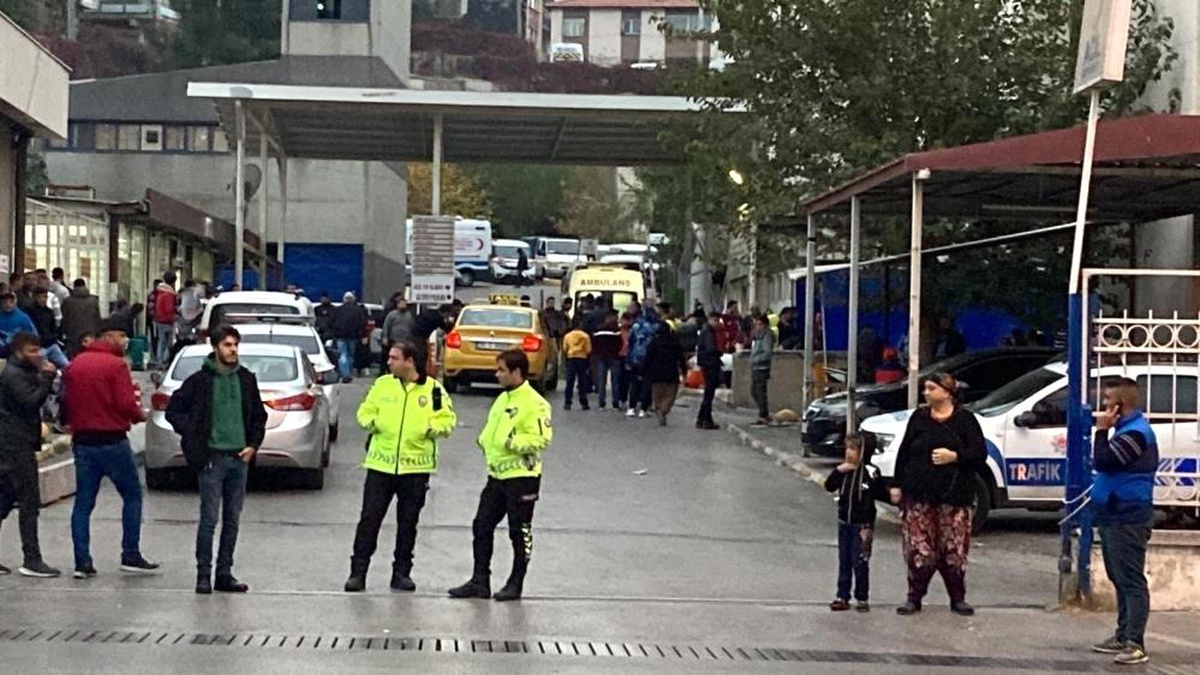 İzmir\'de 1 kişinin öldüğü silahlı kavgayla ilgili 2 tutuklama