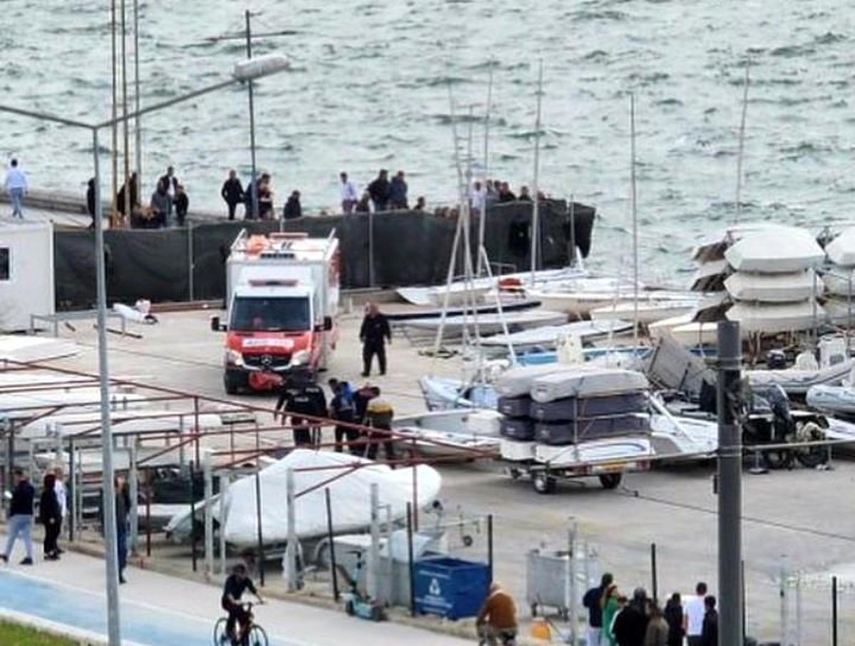 İzmir\'de denize düşen şahsı itfaiye kurtardı