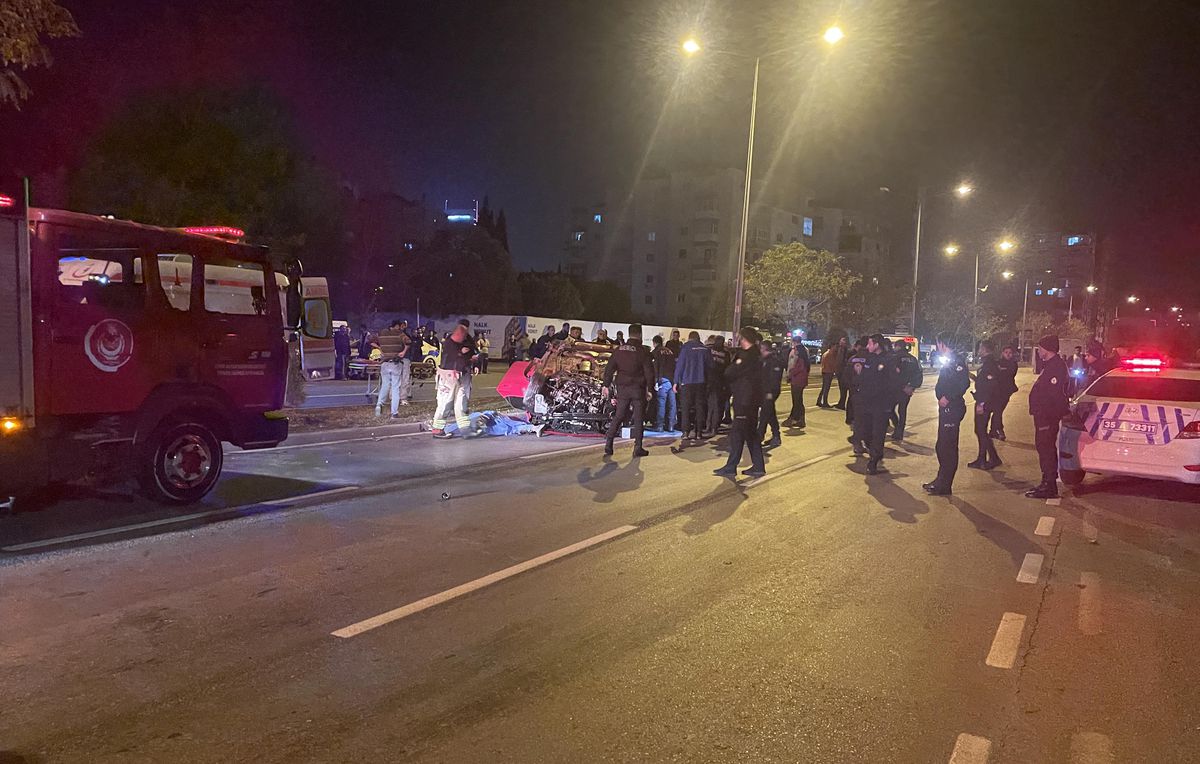 İzmir'de kontrolden çıkan otomobil takla attı: 1 ölü, 1 yaralı
