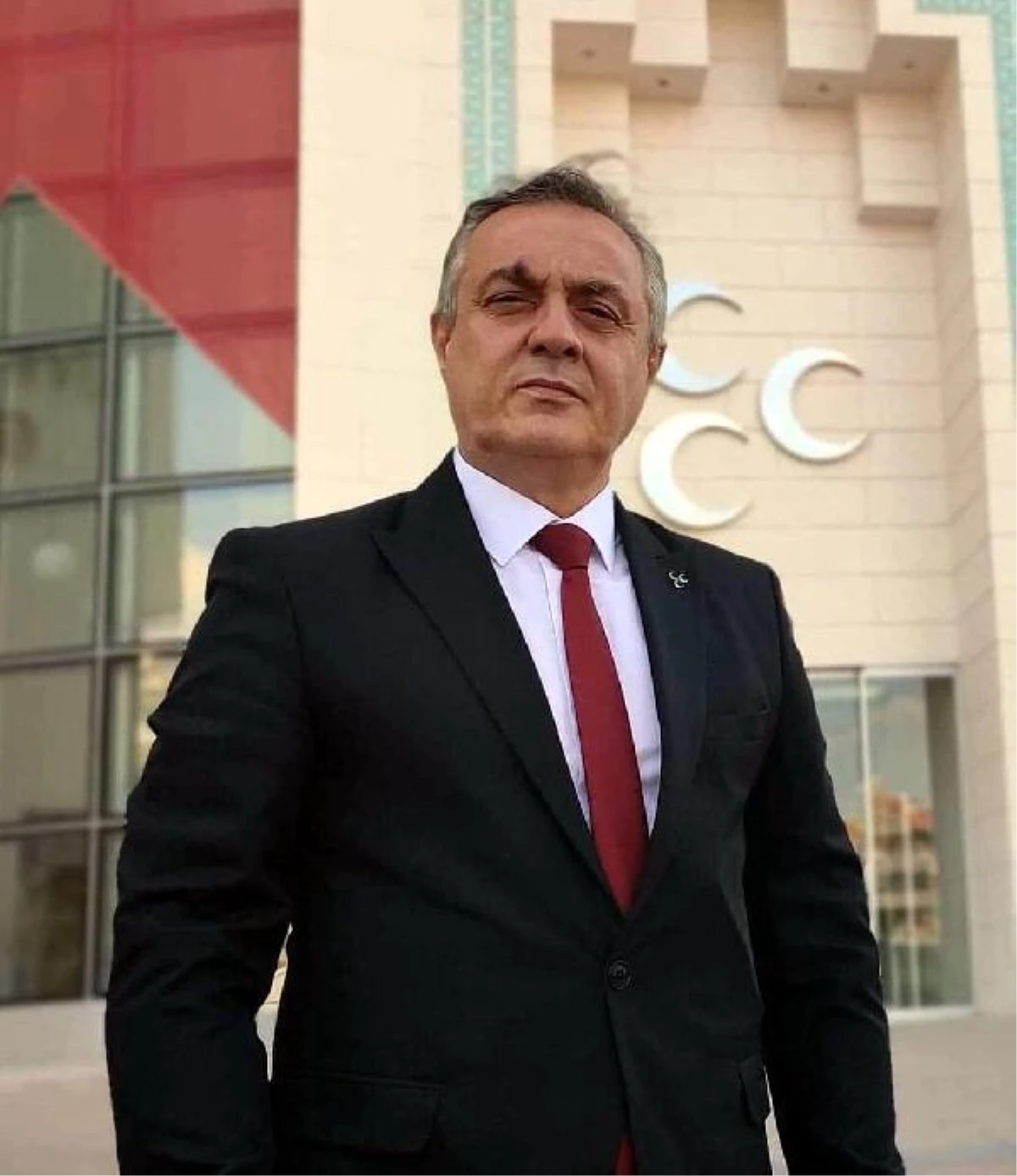 MHP Manisa İl Başkanı Öner, kalp krizinden yaşamını yitirdi