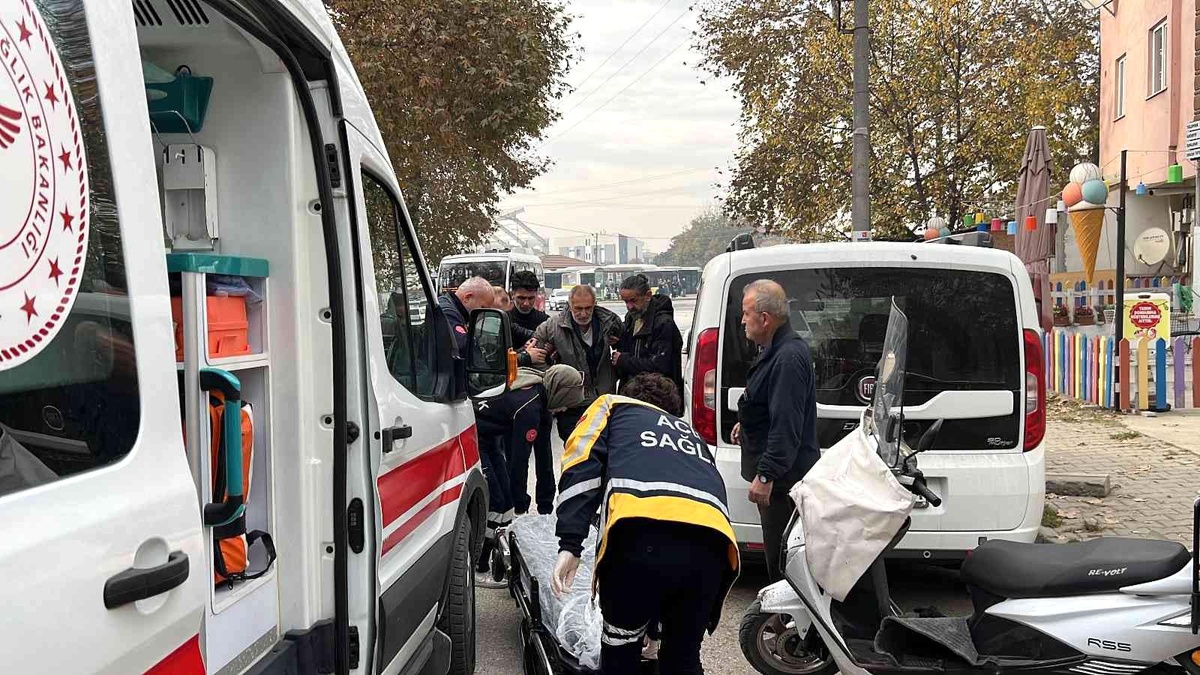 Motosikletten düşen sürücü yaralandı