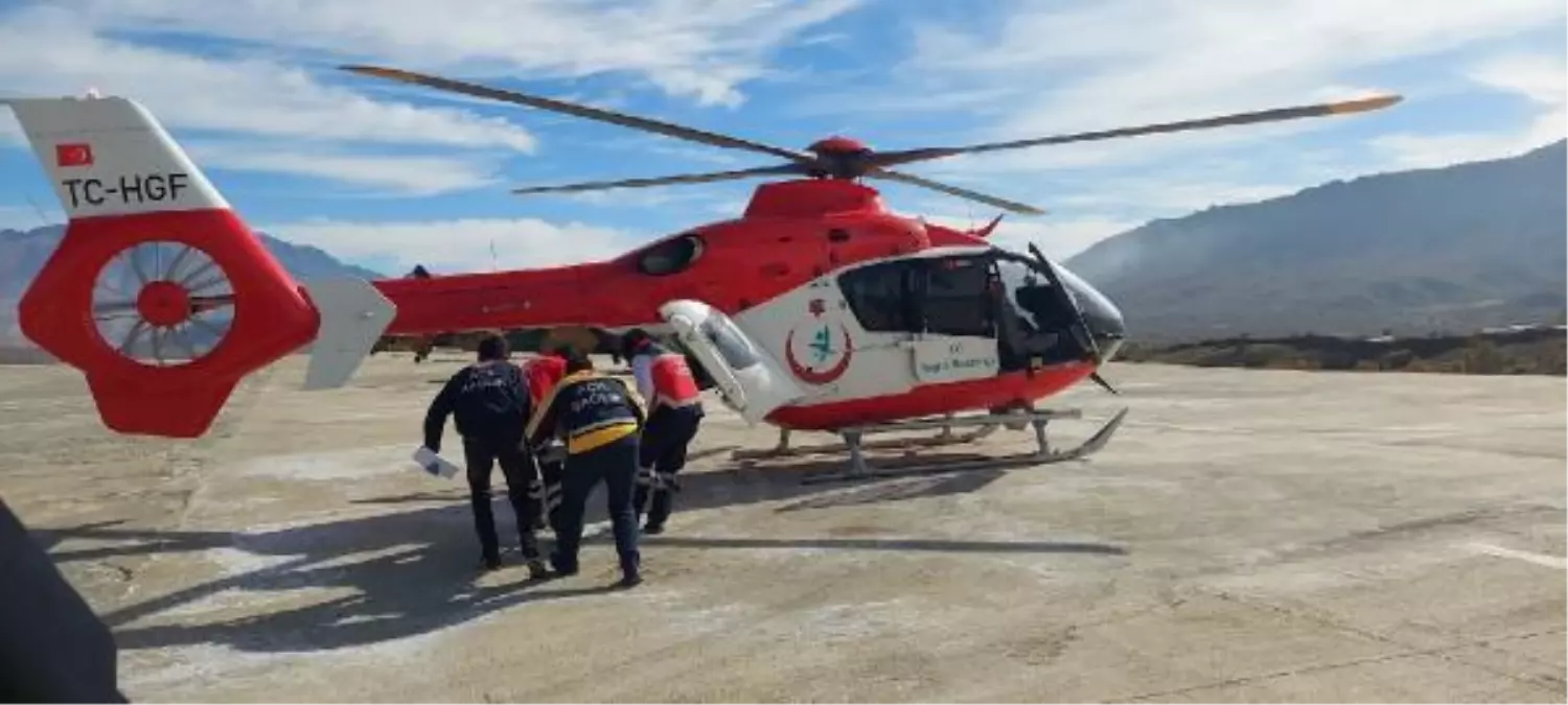 Ambulans helikopter, kalp krizi geçiren hasta için havalandı