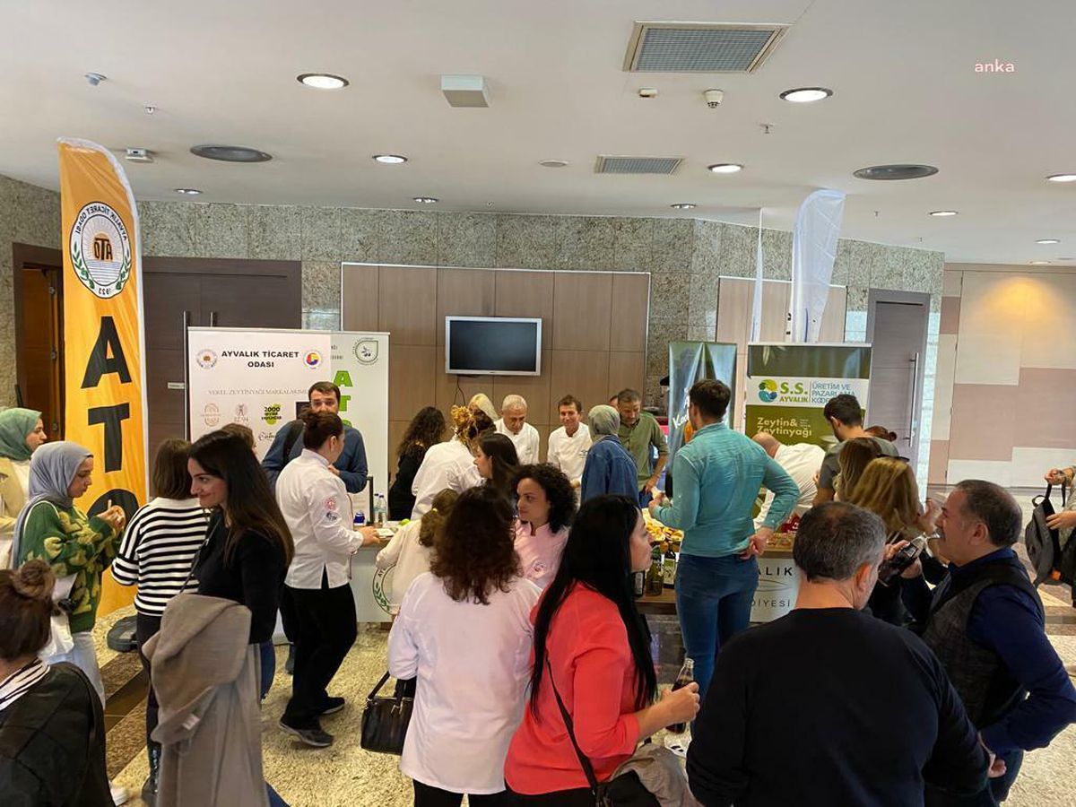 Ayvalık Belediyesi \'Uluslararası Gastronomi Konferansı\'na Katıldı