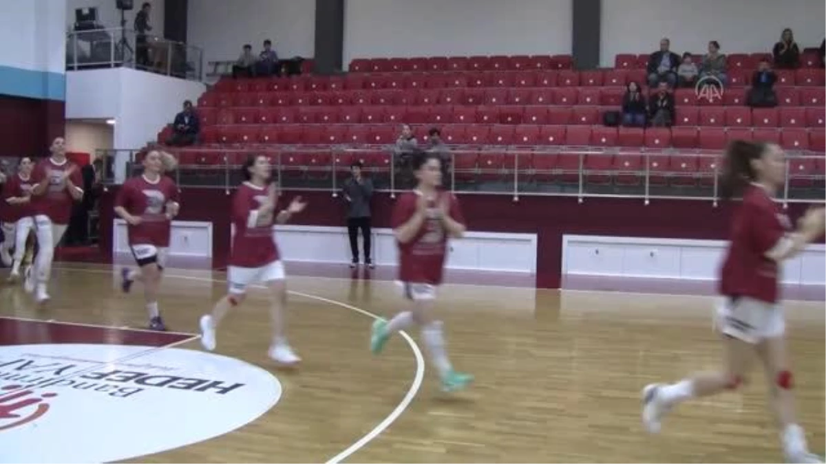 BALIKESİR - Bandırma Basketbol Kulübü Başkanı Bora Öziş: "Hedefimiz bir üst lige yükselmek"