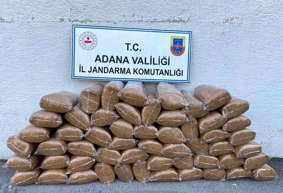 Ceyhan\'da 336 kilo kaçak tütün ele geçirildi