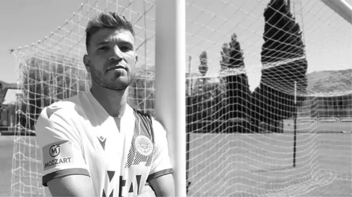 İsviçre\'nin eski milli oyuncusu Karim Gazzetta 7. kattan atlayarak intihar etti