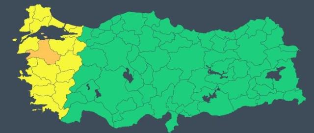 Fırtına bu kez fena vuracak! Meteoroloji'den 17 ile sarı ve turuncu kodlu uyarı Fırtına bu kez fena vuracak! Meteoroloji'den 17 ile sarı ve turuncu kodlu uyarı