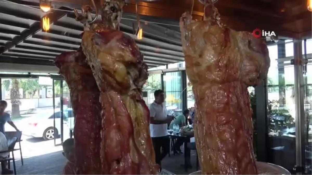 İki ilin paylaşılamayan lezzeti: Siirt'te kuzu, Bitlis'te keçi eti ile hazırlanıyor