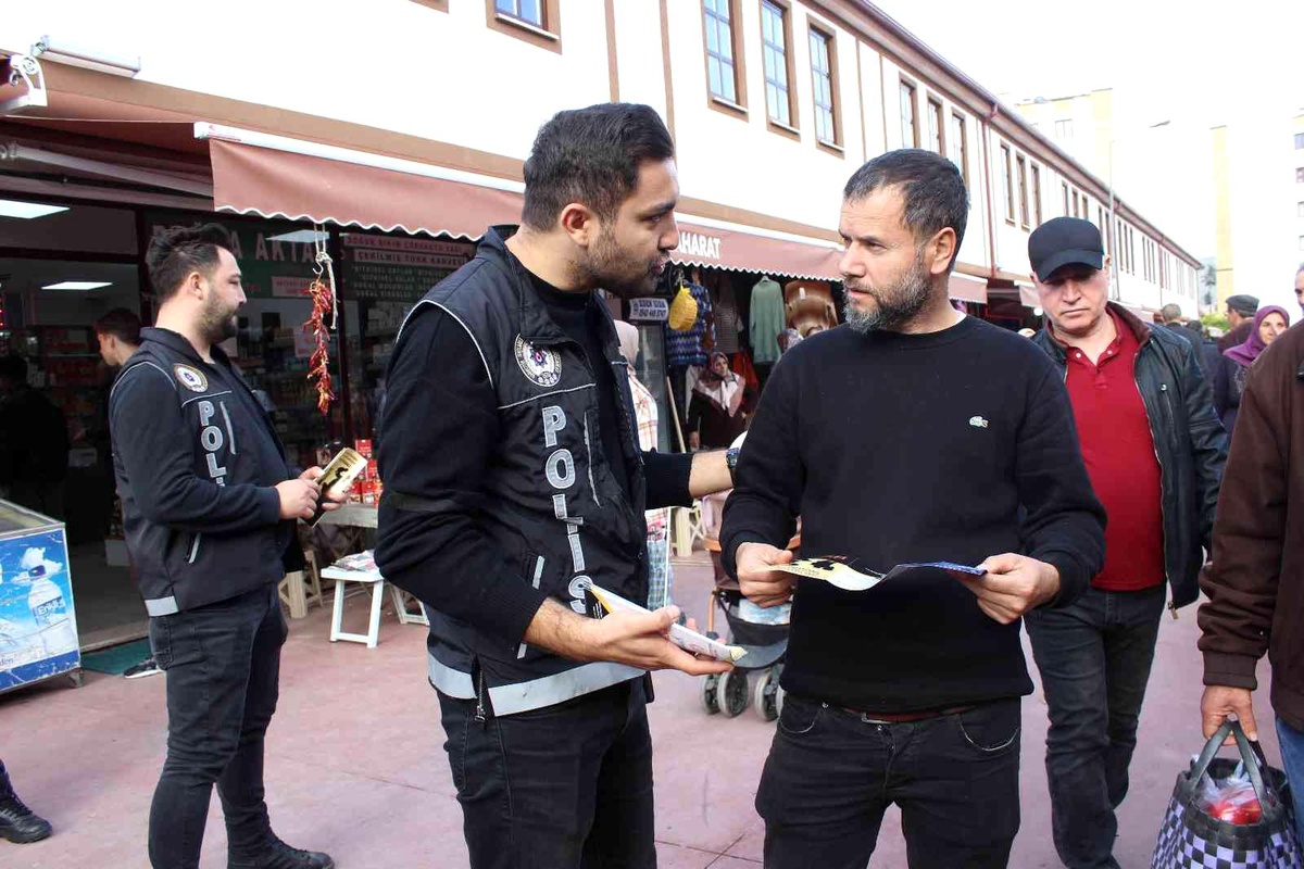 Narkotik polisleri, \'En İyi Narkotik Polisi Anne\' ve UYUMA projelerini anlattı