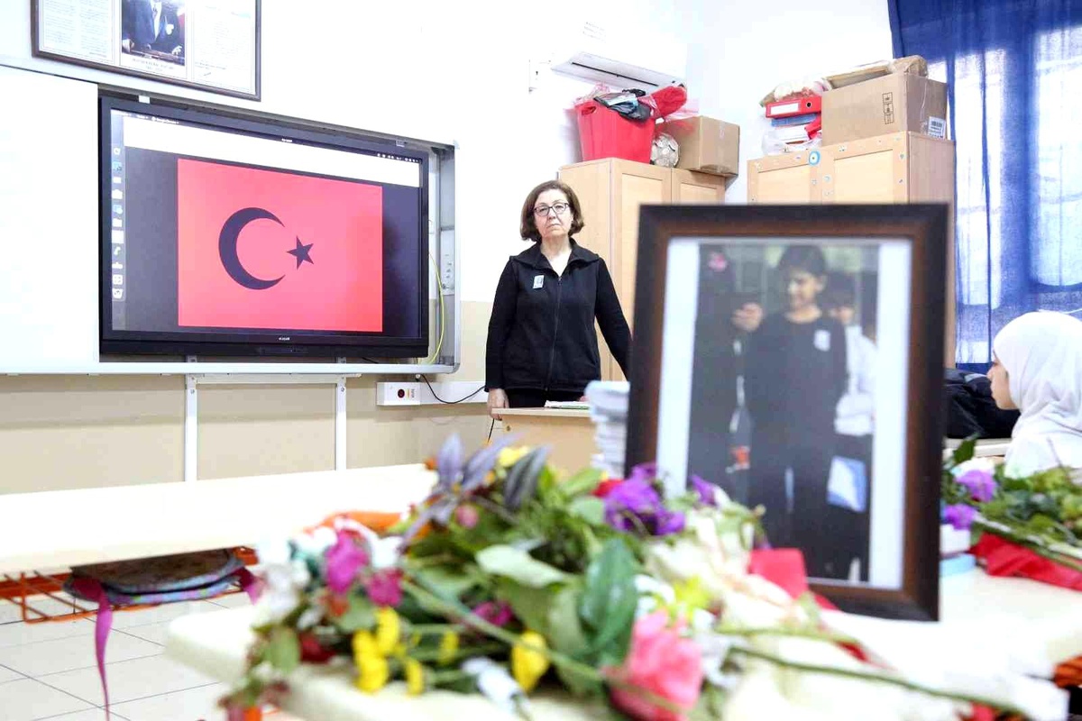 Terör kurbanı Ecrin\'in adı okuduğu okula verildi