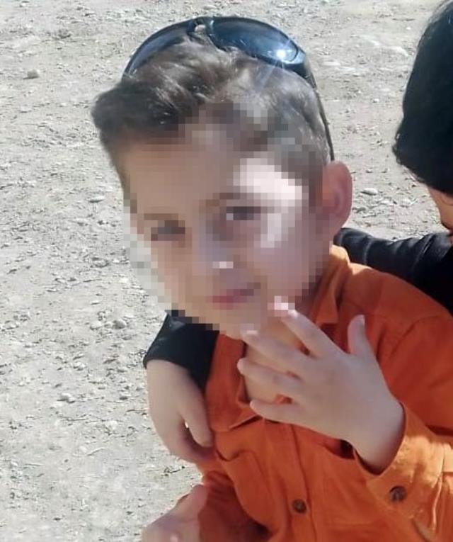 Türkiye, küçük şehidi Hasan Karataş ve şehit öğretmen Ayşenur Alkan'a ağlıyor Türkiye, küçük şehidi Hasan Karataş ve şehit öğretmen Ayşenur Alkan'a ağlıyor