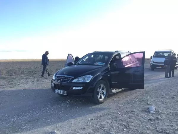 4 çocukları olan karı koca, araçta ölü bulundu