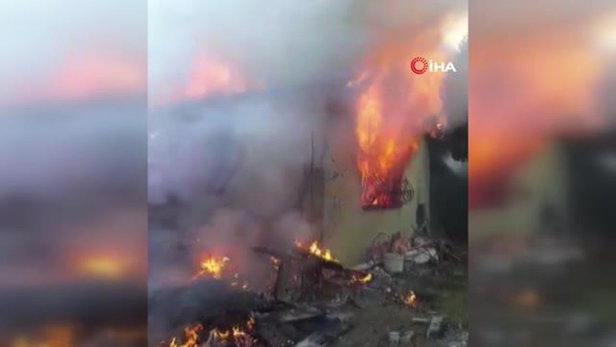Alışverişe çıkan yaşlı adamın evi küle döndü