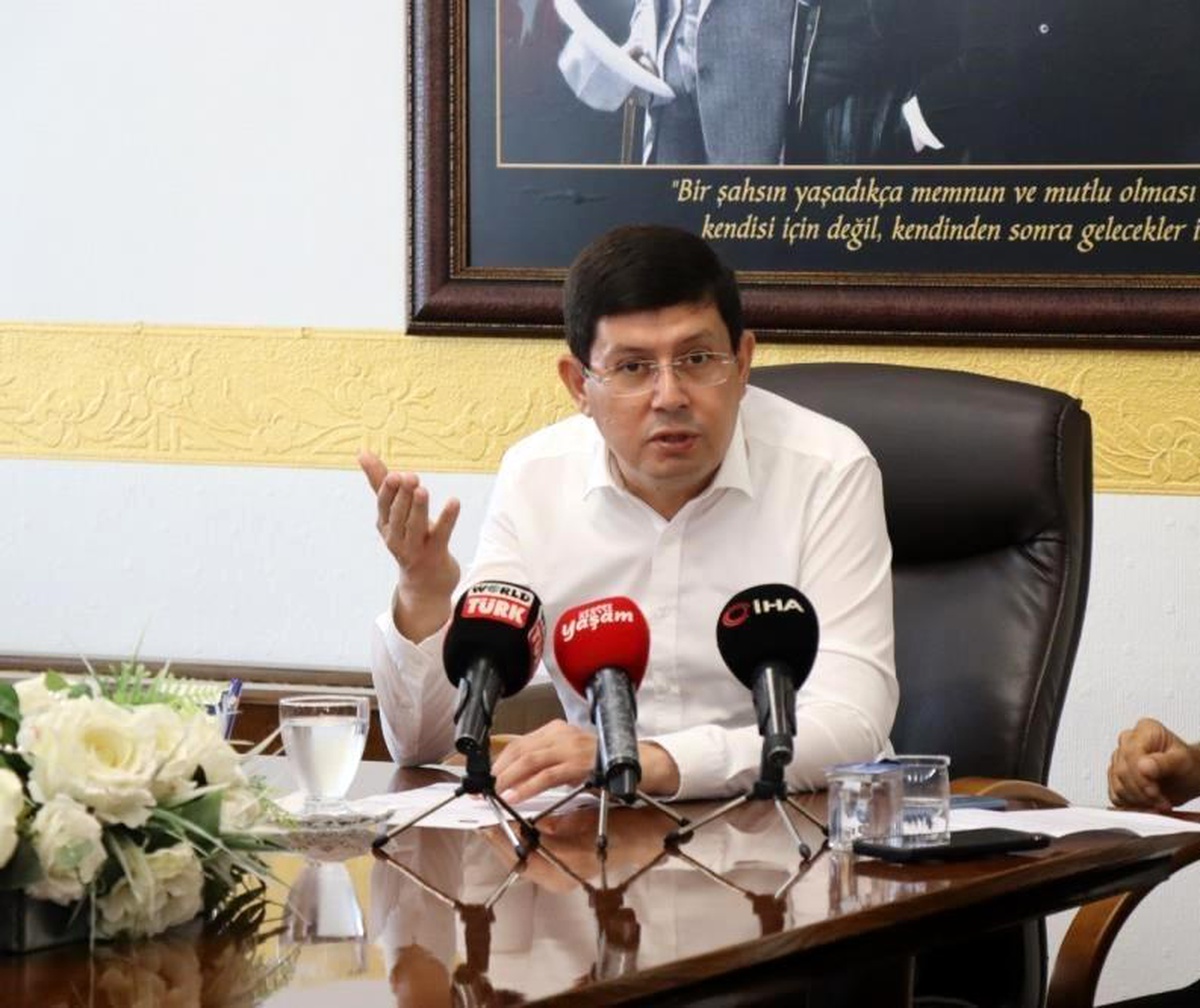 Aydın siyasetinin ilk gündem maddesi Nazilli Belediye Başkanı Özcan oldu