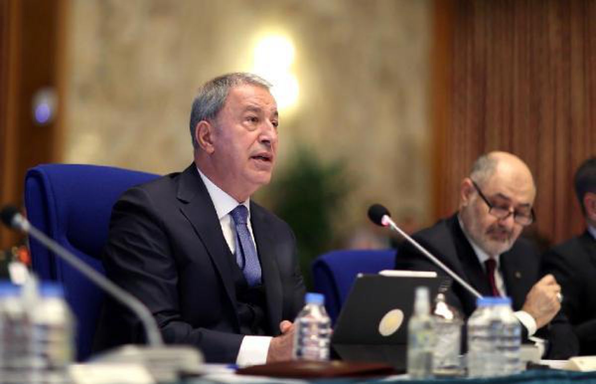 Bakan Akar: Hesap sormaya devam edeceğiz