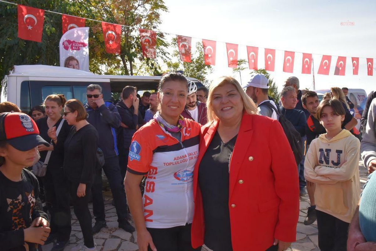 Ceyhanlı Bisiklet Tutkunları Yılan Kale\'ye Pedal Çevirdi