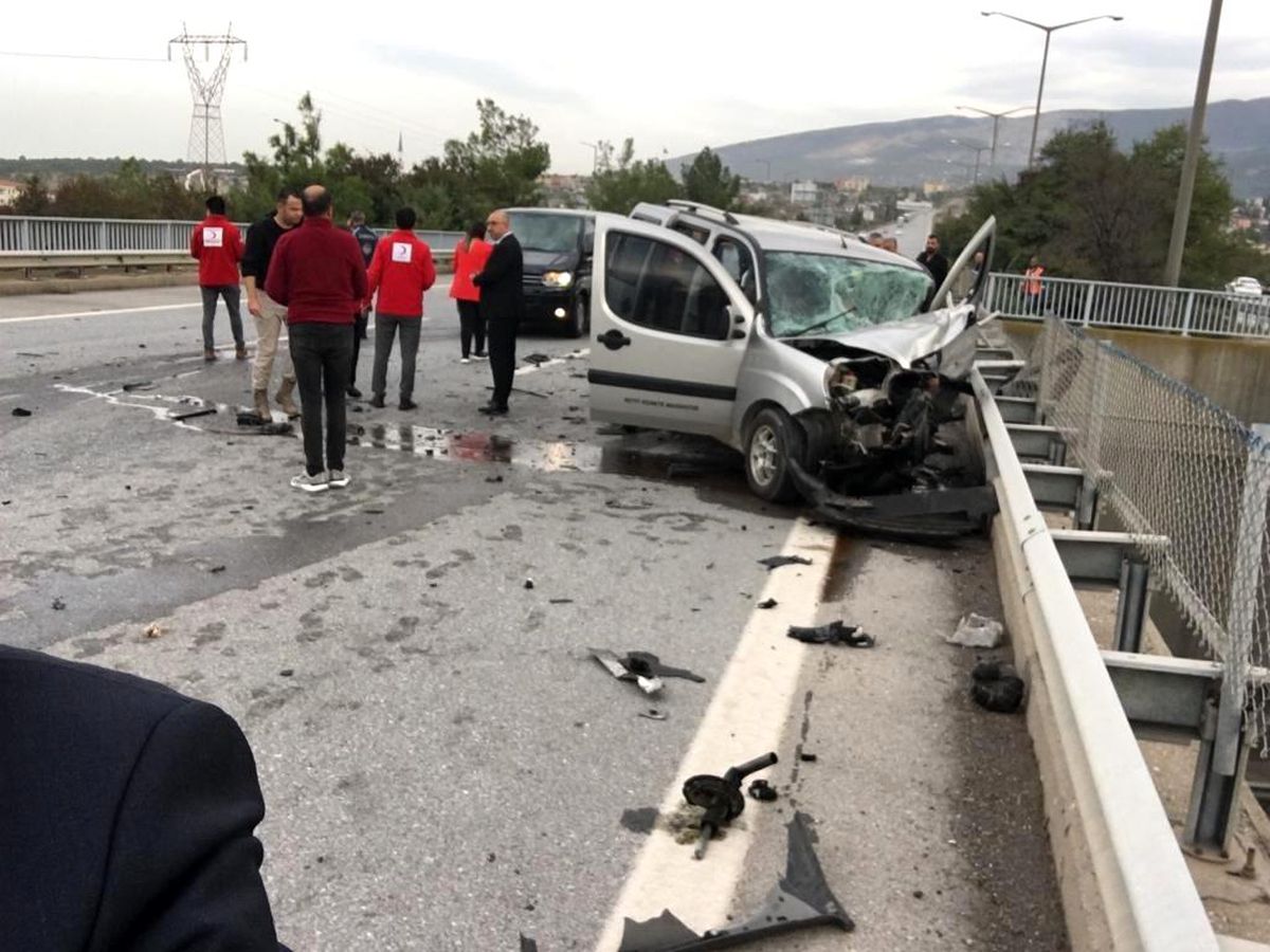 Hatay\'da trafik kazasında yaşlı çift hayatını kaybetti