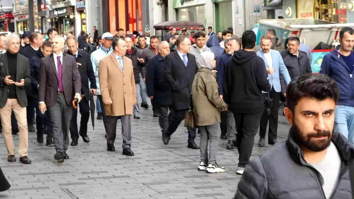 İstiklal Caddesi\'ndeki dükkanlar denetlendi