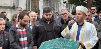 Kazada ölen tiyatrocu Özgür Karataş, Samsun'da toprağa verildi