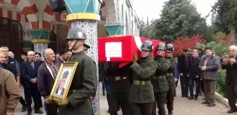 Kore gazisi son yolculuğuna askeri törenle uğurlandı