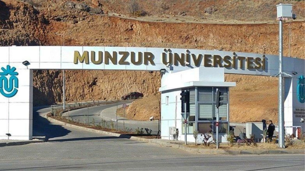 Munzur Üniversitesi\'nde Şeref Malkoç\'un Konuşmacı Olacağı Panel İçin, Sınavların Ertelenmesi ve Öğrencilerin Katılımının Sağlanması İstendi
