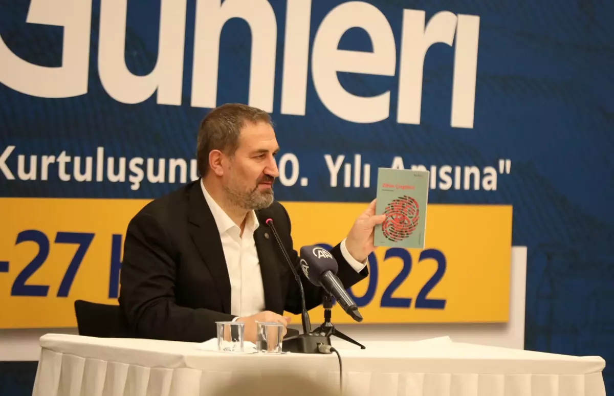 AK Parti\'li Şen, "Bursa Kitap Günleri"nde söyleşiye katıldı