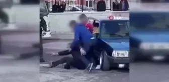 Ankara'da öğrenciler ile vatandaş arasındaki kavga kamerada
