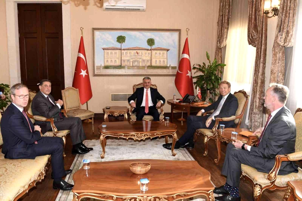 Antalya 500 bine yakın Hollandalı turisti ağırladı