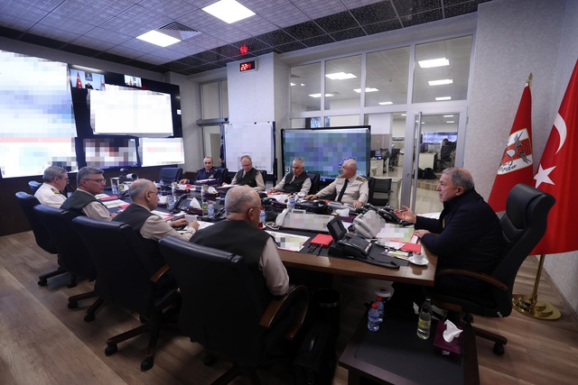 Bakan Akar: Pençe-Kılıç Harekatı'nda 254 terörist etkisiz hale getirildi