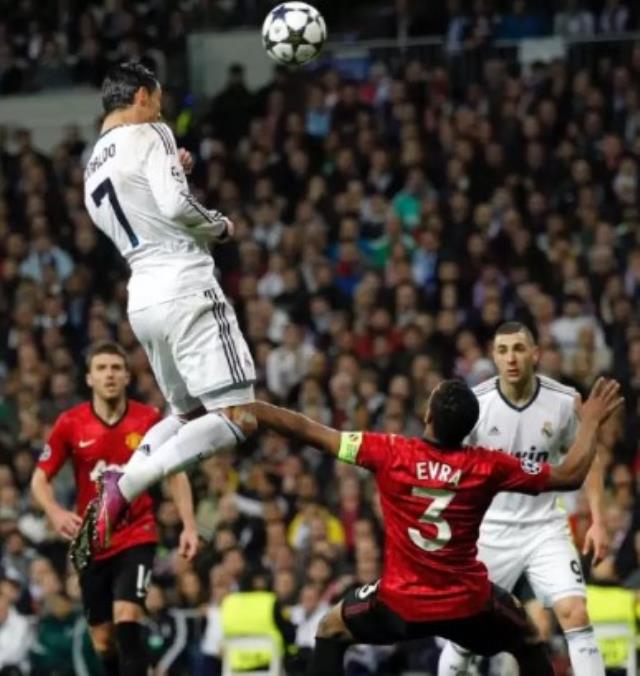 Dünya, Cristiano Ronaldo'nun paylaşımını konuşuyor! Yeni takımı taktığı saatte gizli Dünya, Cristiano Ronaldo'nun paylaşımını konuşuyor! Yeni takımı taktığı saatte gizli