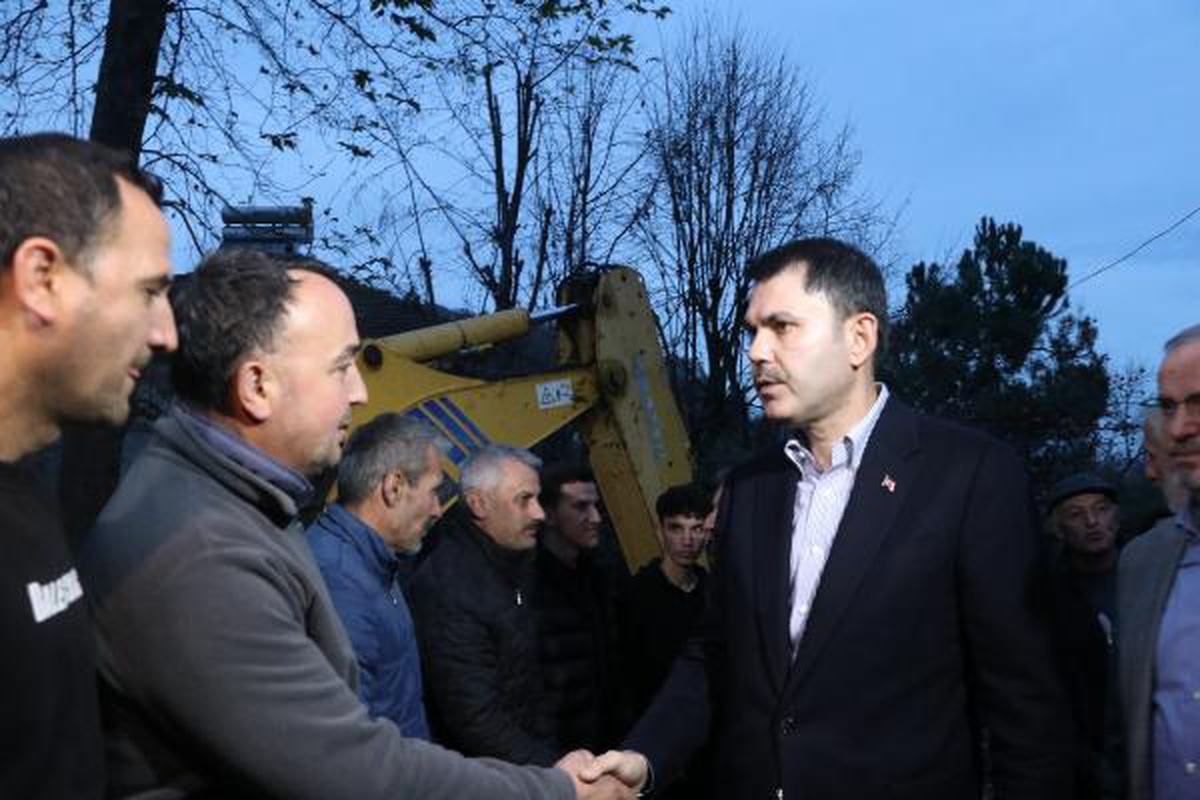 Düzce merkezli depremde Marmara ve İç Anadolu bölgeleri sallandı: 1 ölü, 93 yaralı (44)