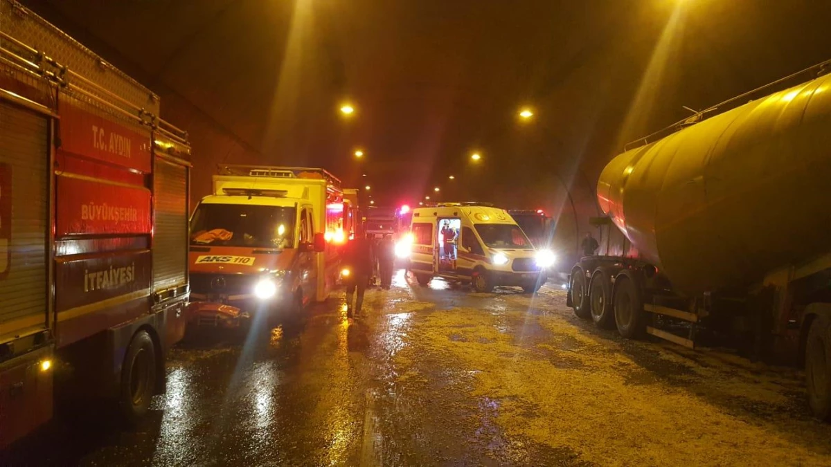 İzmir-Aydın Otoyolu kaza nedeniyle bir süre trafiğe kapandı