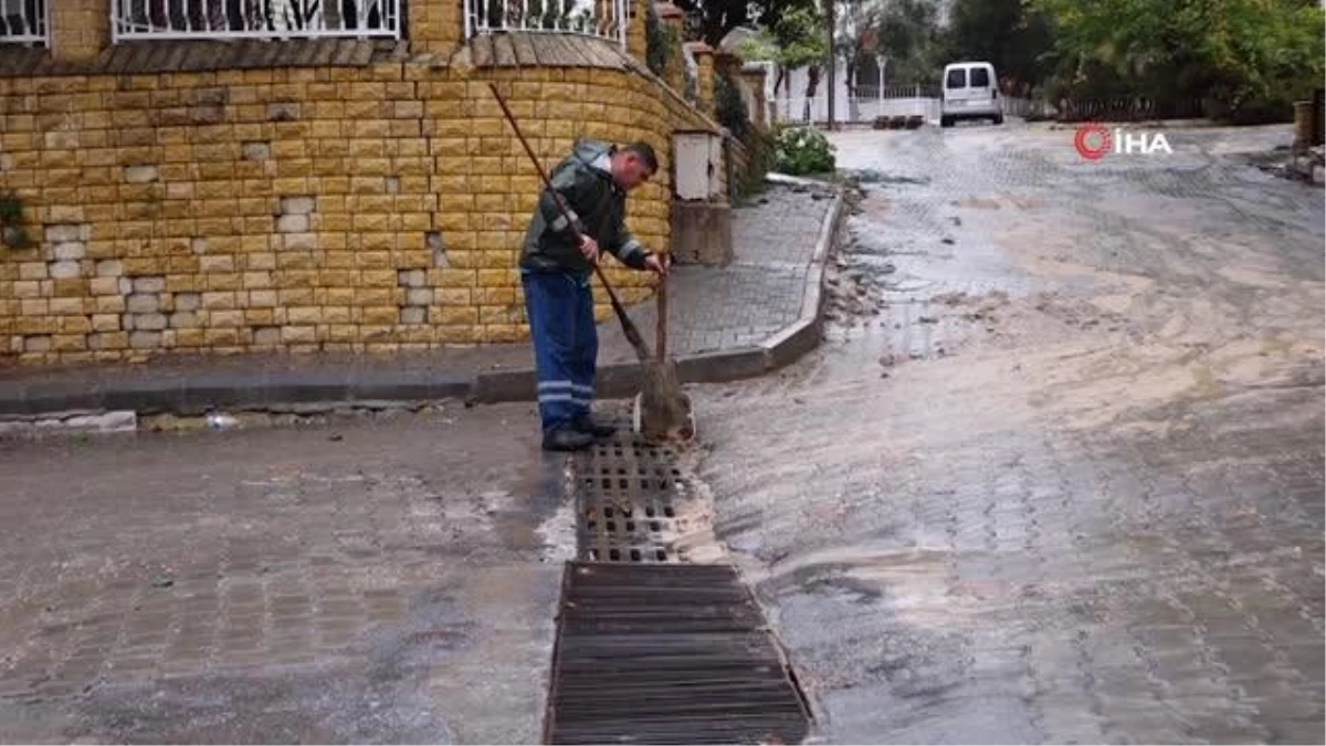 Kuşadası Belediyesi\'nden sağanak seferberliği