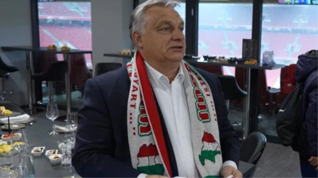 Macaristan Başbakanı Orban\'ın milli maçta taktığı atkı, 3 ülke arasında kriz çıkardı