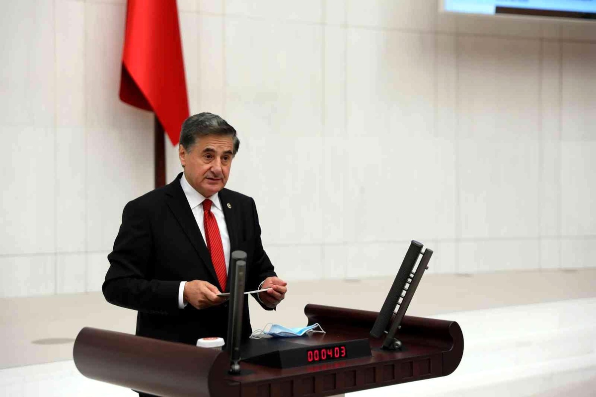 Milletvekili Güneş\'ten Öğretmenler Günü mesajı