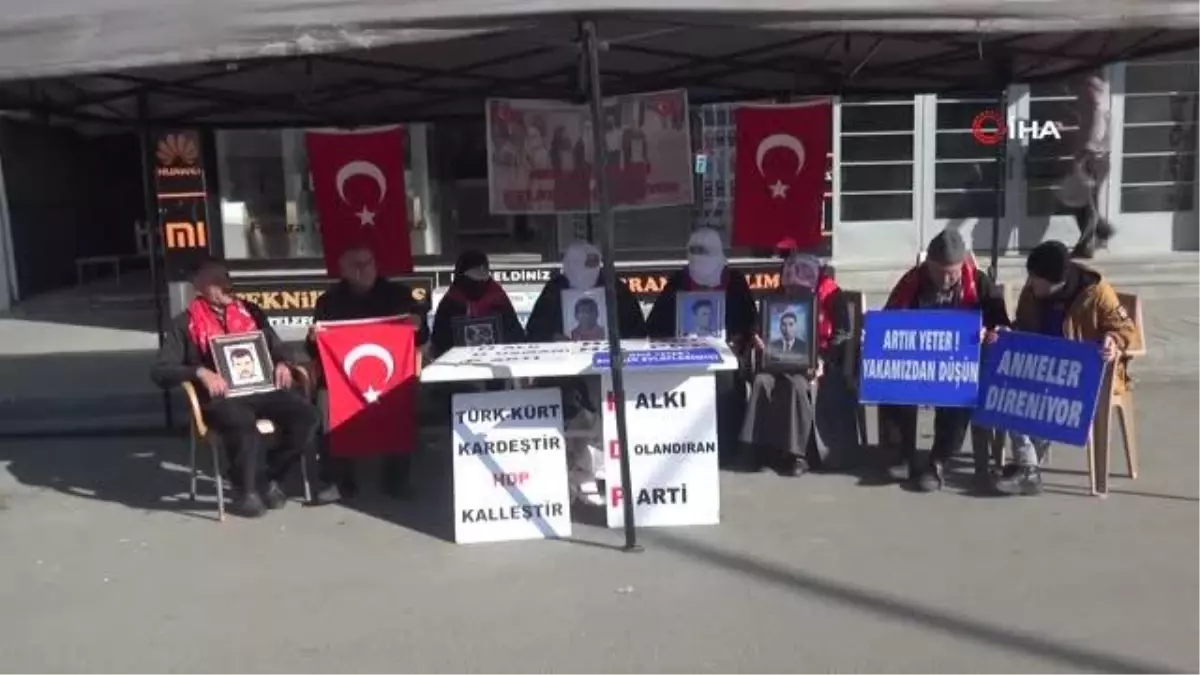 Muş'ta evlat nöbeti tutan annelerin eylemi 83. haftaya girdi