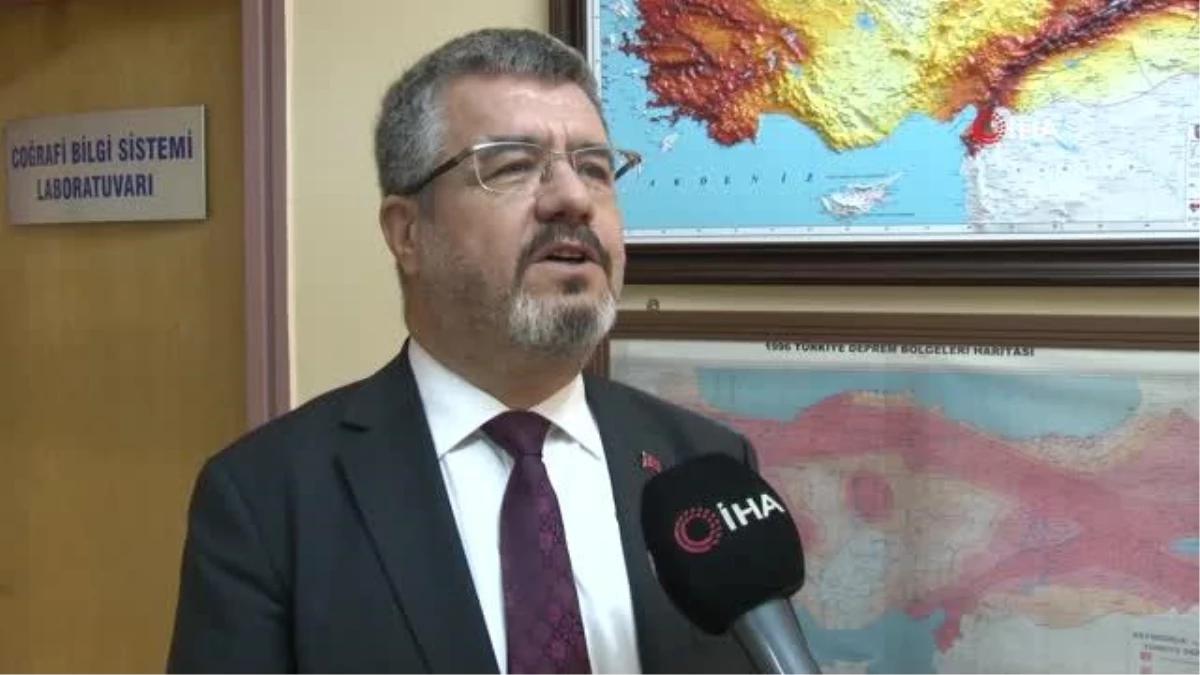 Prof. Dr. Arslan: "Kuzey Anadolu Fay Hattı\'nda yüz yılda bir şiddetli bir deprem meydana geliyor"