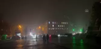 Roketli saldırılar sonucunda ülke genelinde elektrik kesintileri yaşandı