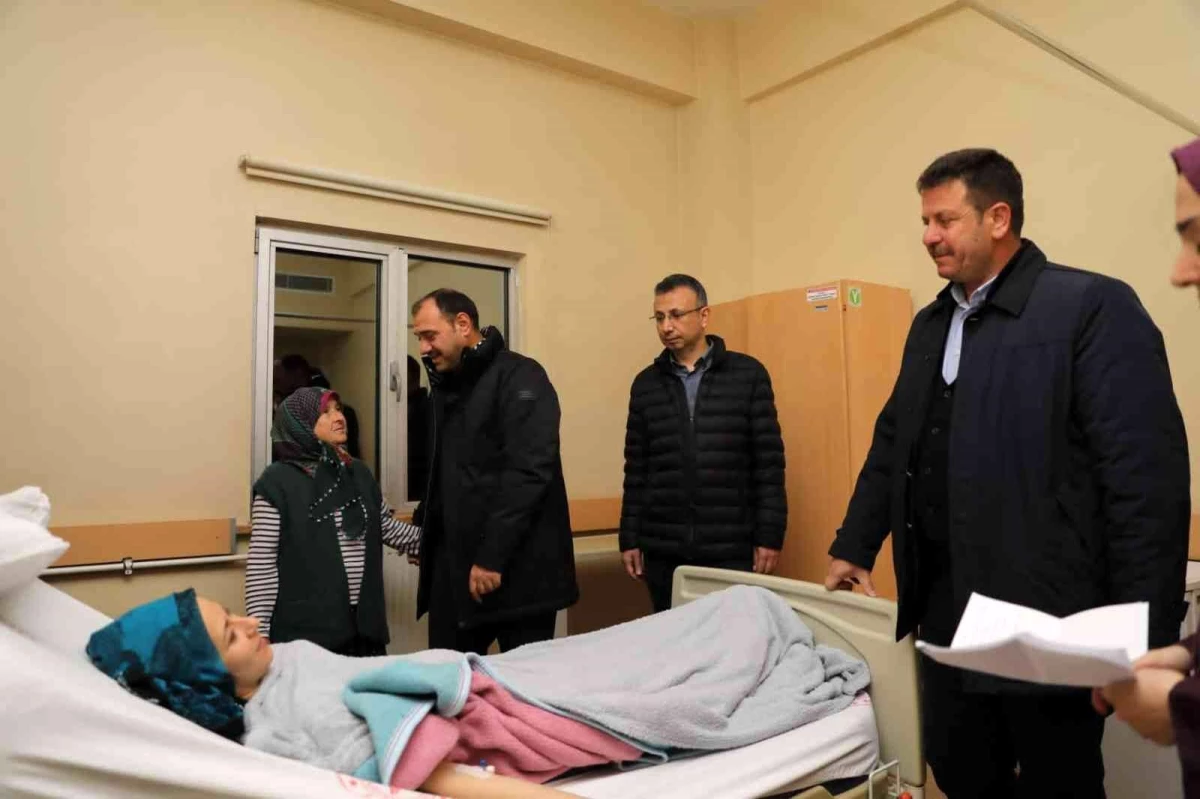 Sakarya\'da depremden etkilenen vatandaşlar hastaneye kaldırıldı