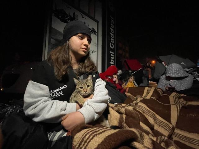 Son Dakika: Düzce'de 5.9 büyüklüğünde deprem! Sarsıntı İstanbul ve Ankara'da da hissedildi