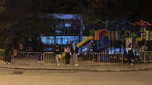 Son Dakika: Düzce'de 5.9 büyüklüğünde deprem! Sarsıntı İstanbul ve Ankara'da da hissedildi