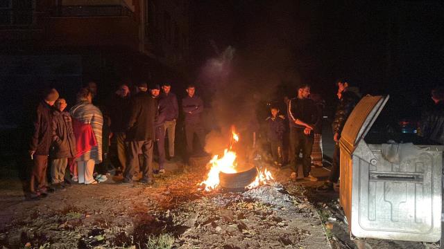 Son dakika! Düzce'yi vuran 5.9 büyüklüğündeki deprem büyük korku yaşattı! İşte bölgeden gelen son görüntüler