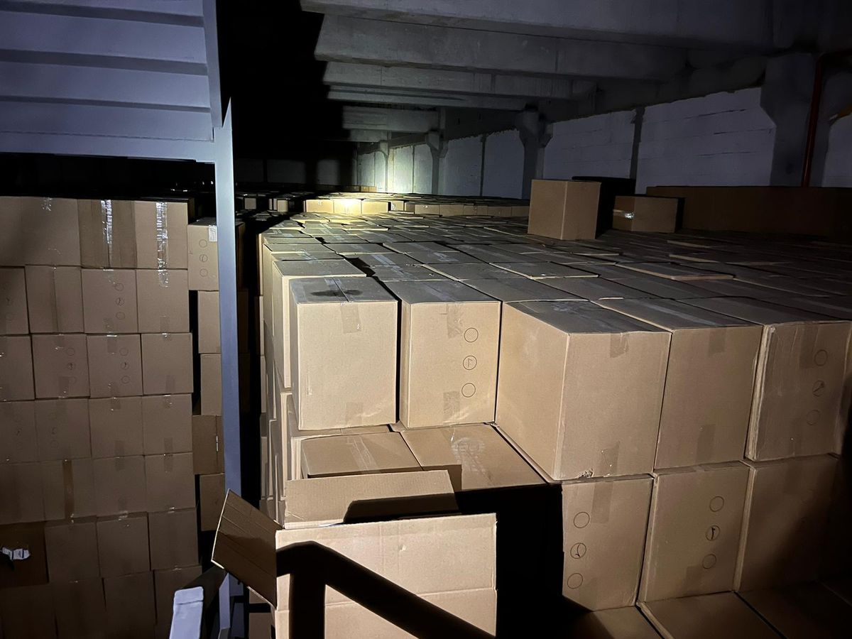 Tekirdağ\'da 420 milyon makaron ele geçirildi