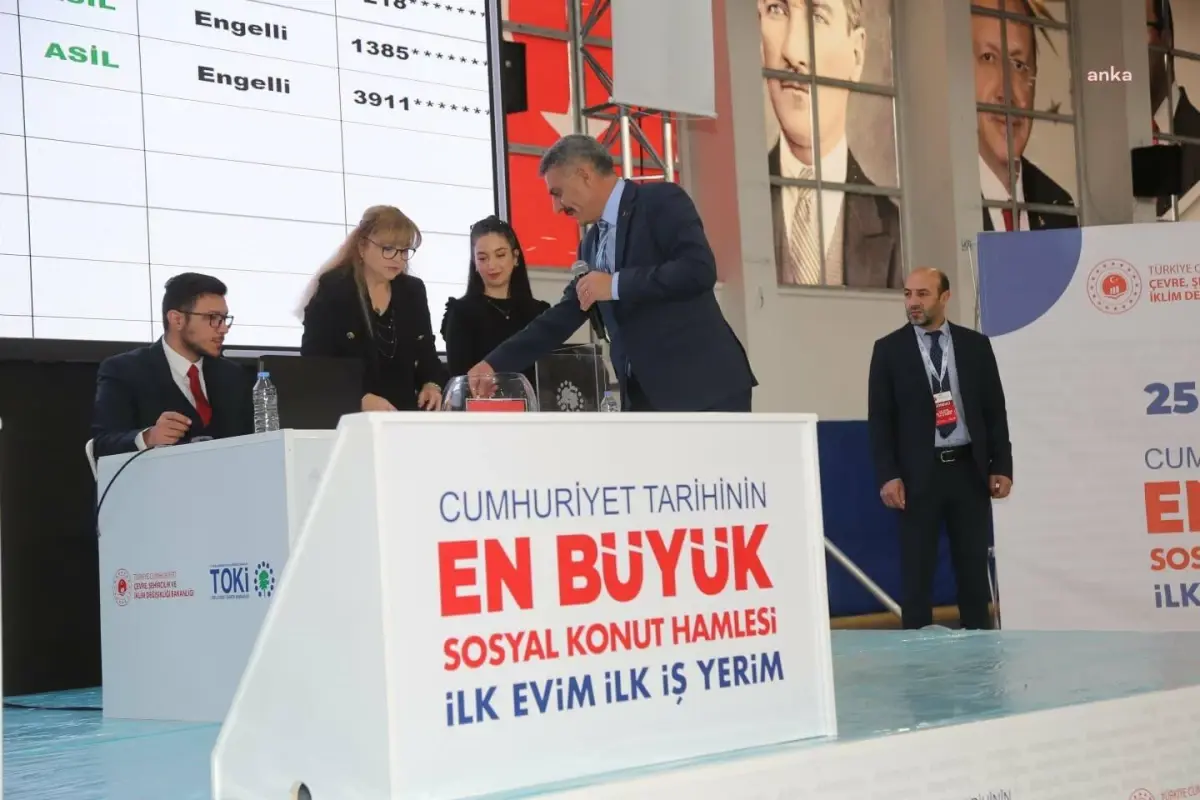 Tunceli\'de 2 Bin 825 Kişinin Başvurduğu 250 TOKİ Konutu İçin Kura Çekildi