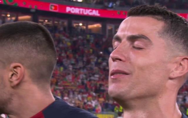 Ayların birikimi maç öncesinde patladı! Cristiano Ronaldo'nun gözleri doldu Ayların birikimi maç öncesinde patladı! Cristiano Ronaldo'nun gözleri doldu