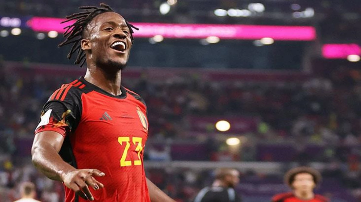 Belçika\'ya zaferi getiren Batshuayi, gazeteciyi soru sorduğuna pişman etti: Bunun için buradasın