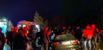 Bursa'da şerit ihlali yapan otomobil kazaya neden oldu: 1 ölü, 5 yaralı